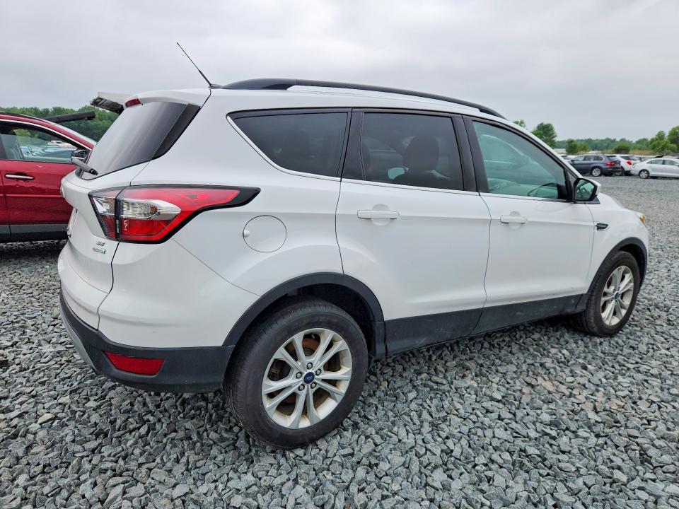 2017 Ford Escape VIN 1FMCU0GD8HUB76188 COPART salvage auction — MECHANICAL, Oh - Certificate Of Title, sold $1,400 on 2026-08-01 (photo 3)