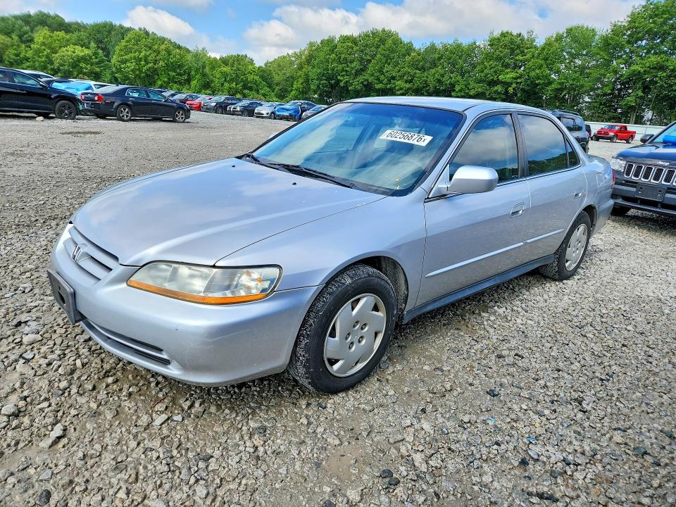 2002 Honda Accord VIN 1HGCG16492A081491 COPART salvage auction — MINOR DENT/SCRATCHES, MA - CERTIFICATE OF TITLE, sold $375 on 2026-07-10 (photo 1)