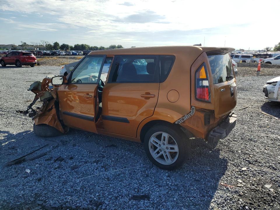 2011 Kia Soul VIN KNDJT2A28B7241659 COPART salvage auction — FRONT END, Fl - Cert Of Title Slvg Rebuildable, sold $10 on 2026-07-28 (photo 2)