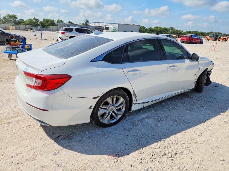2020 Honda Accord VIN 1HGCV1F16LA005773 COPART salvage auction — FRONT END, Tx - Certificate Of Title (P), sold $8,300 on 2026-07-30 (photo 3)