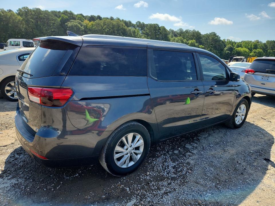 2017 Kia SEDONA VIN KNDMB5C12H6246330 COPART salvage auction — NORMAL WEAR, AL - CERTIFICATE OF TITLE, sold $900 on 2026-07-24 (photo 3)