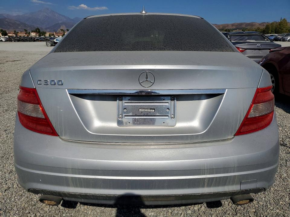2009 Mercedes-benz C class VIN WDDGF54XX9R074526 COPART salvage auction — MINOR DENT/SCRATCHES, CA - DIS/DLR/EXP ONLY LIEN PAPERS, sold $400 on 2026-08-05 (photo 6)