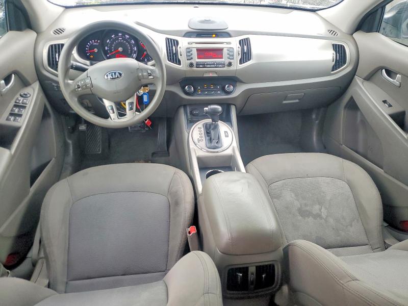 2016 Kia VIN KNDPBCAC8G7813302 COPART salvage auction — MINOR DENT/SCRATCHES, WV - CERTIFICATE OF TITLE, sold $2,150 on 2026-07-29 (photo 8)