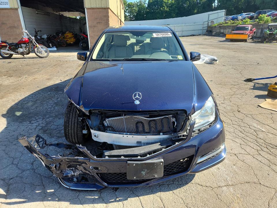 2013 Mercedes-benz C-klasse VIN WDDGF8AB1DR244081 COPART salvage auction — FRONT END, Ny - Certificate Of Title, sold $1,250 on 2026-08-13 (photo 5)