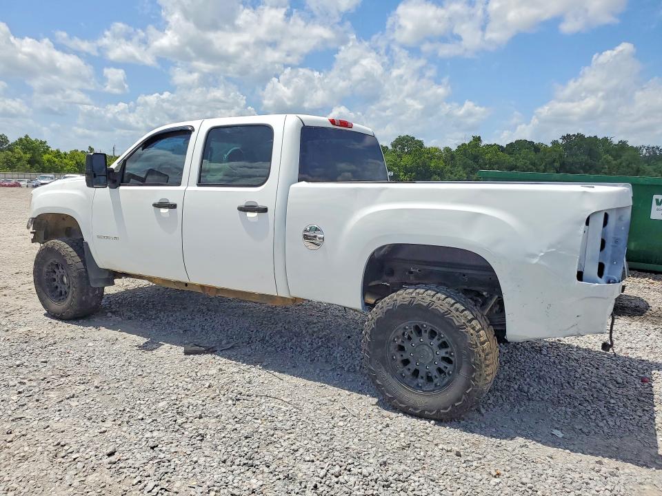 2013 Gmc SIERRA VIN 1GT12ZC89DF105305 COPART salvage auction — FRONT END, Al - Cert Of Title-Rebuilt (P), sold $1,900 on 2026-07-28 (photo 2)