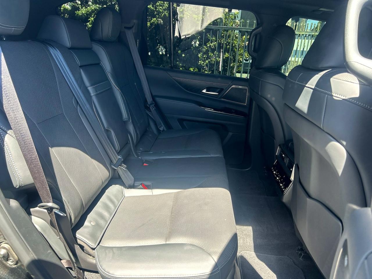 2024 Lexus Lx 600 VIN JTJGB7CX5R4065214 COPART salvage auction — Minor Dent/Scratches, CA - SALVAGE CERTIFICATE (P), sold $62,000 on 2026-08-10 (photo 6)