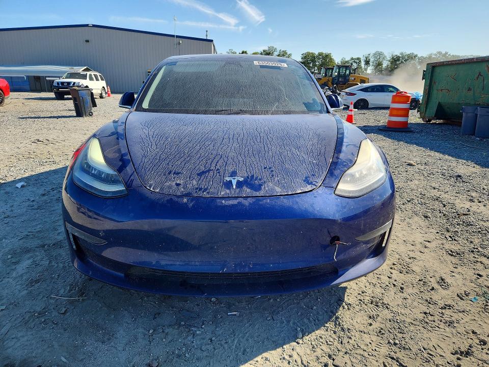 2018 Tesla Model 3 VIN 5YJ3E1EB1JF133867 COPART salvage auction — MINOR DENT/SCRATCHES, Nc - Dealer Only Clean Title (P), sold $7,300 on 2026-08-19 (photo 5)