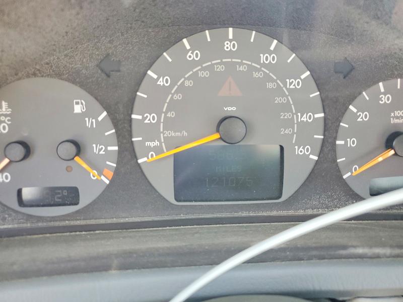 2003 Mercedes-benz Clk-class VIN WDBLK70G03T143688 COPART salvage auction — MINOR DENT/SCRATCHES, TX - CERTIFICATE OF TITLE, sold $400 on 2026-07-13 (photo 9)