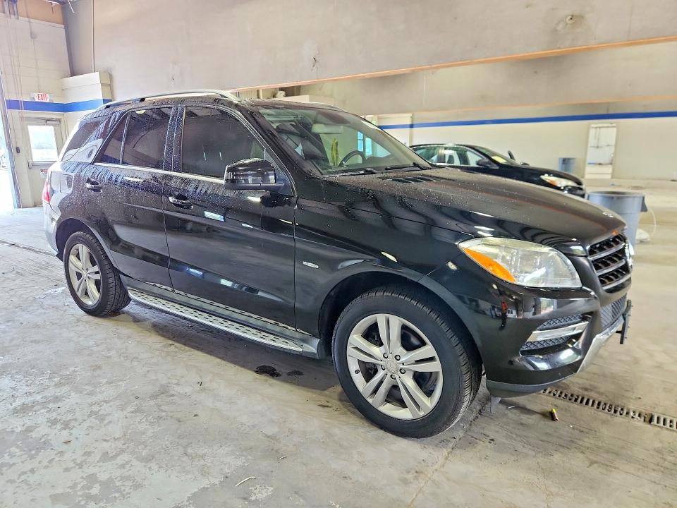 2012 Mercedes-benz M-klasse VIN 4JGDA2EB6CA023152 COPART salvage auction — NORMAL WEAR, Va - Certificate Of Title (P), sold $475 on 2026-08-21 (photo 4)