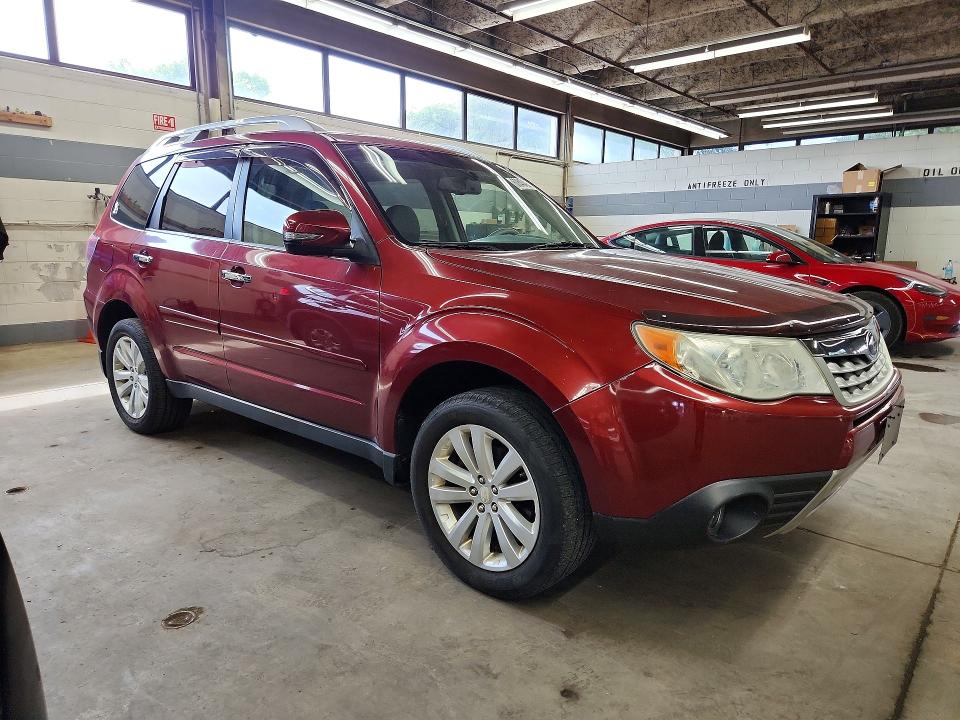 2012 Subaru Forester VIN JF2SHBGC7CH409715 COPART salvage auction — MECHANICAL, Il - Certificate Of Title, sold $375 on 2026-07-27 (photo 4)