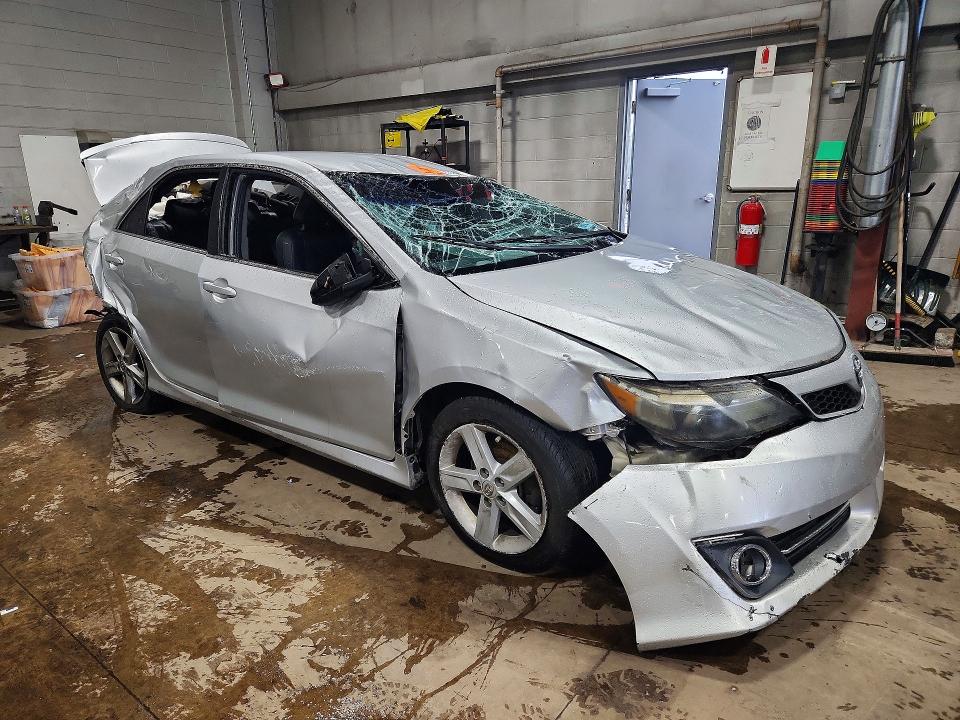 2013 Toyota Camry VIN 4T1BF1FKXDU259840 COPART salvage auction — ROLLOVER, Ct - Cert Of Title-Salvage, sold $475 on 2026-07-28 (photo 4)