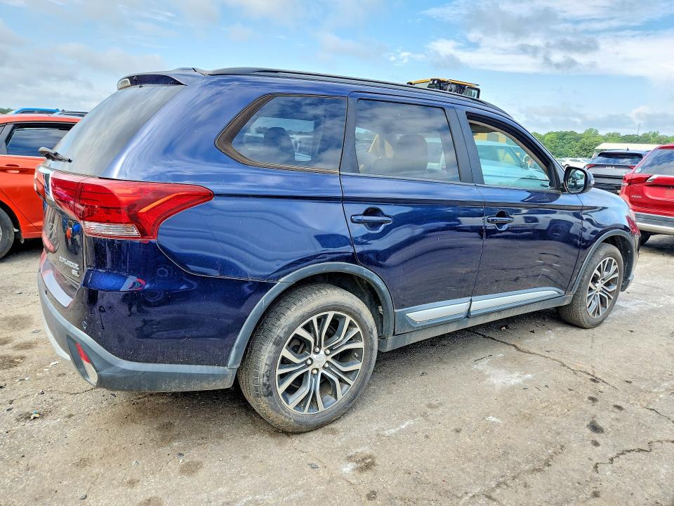 2016 Mitsubishi Outlander VIN JA4AD3A34GZ010727 COPART salvage auction — NORMAL WEAR, AL - CERTIFICATE OF TITLE, sold $2,400 on 2026-07-10 (photo 3)