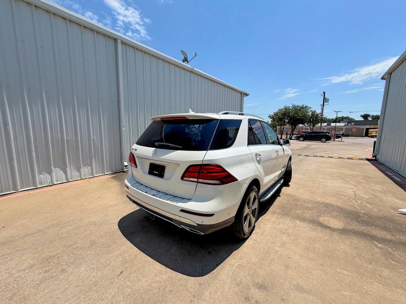 2017 Mercedes-benz Gle class VIN 4JGDA5JB1HA938358 COPART salvage auction — MINOR DENT/SCRATCHES, AR - CERTIFICATE OF TITLE (P), sold $6,500 on 2026-07-27 (photo 4)