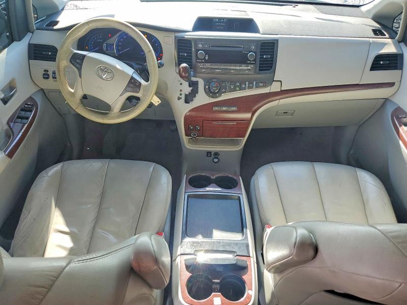 2011 Toyota Sienna VIN 5TDDK3DC5BS016843 COPART salvage auction — FRONT END, Fl - Cert Of Ttl-Rebuilt&Slvg Rbld, sold $1,600 on 2026-07-31 (photo 8)