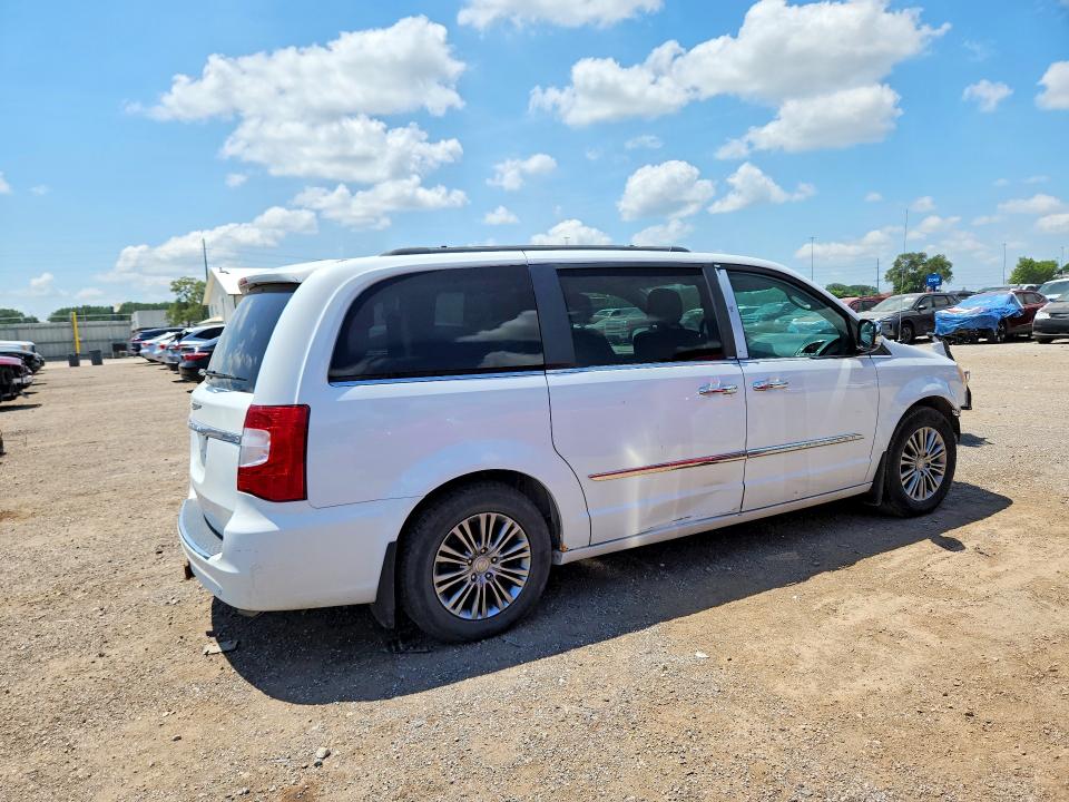 2014 Chrysler Voyager VIN 2C4RC1CG5ER248853 COPART salvage auction — FRONT END, Ia - Salvage W/Salvage History, sold $225 on 2026-07-31 (photo 3)