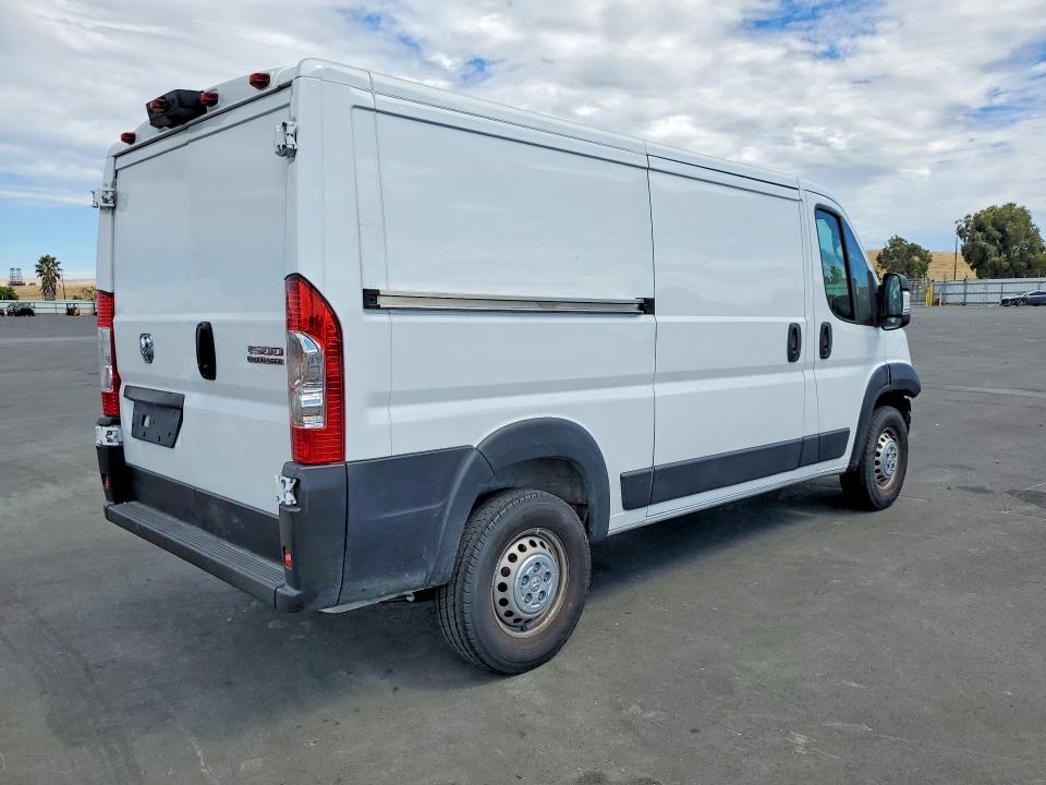 2024 Ram Promaster 1500 VIN 3C6LRVAG3RE147596 COPART salvage auction — FRAME DAMAGE, CA - DIS/DLR/EXP ONLY CLEAN TITLE (P), sold $8,900 on 2026-07-27 (photo 3)