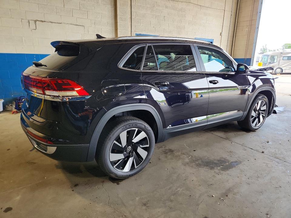 2026 Volkswagen Atlas cross sport VIN 1V2WC2CA3TC231705 COPART salvage auction — FRONT END, MI - CERTIFICATE OF TITLE (P), sold $9,200 on 2026-07-27 (photo 3)