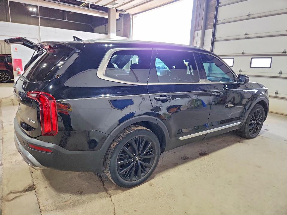 2021 Kia Telluride VIN 5XYP54HC7MG137393 COPART salvage auction — SIDE, In - Dealer Only Clean Title (P), sold $10,900 on 2026-07-28 (photo 3)