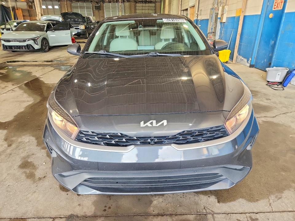 2023 Kia Forte VIN 3KPF24AD8PE555289 COPART salvage auction — REAR END, FL - CERTIFICATE OF TITLE, sold $2,550 on 2026-08-03 (photo 5)