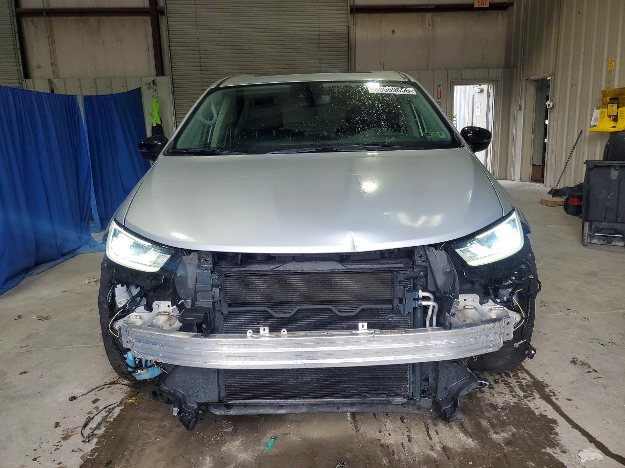 2024 Chrysler Pacifica VIN 2C4RC3GG4RR174952 COPART salvage auction — Front End, WV - SALVAGE CERTIFICATE, sold $23,600 on 2026-08-20 (photo 5)