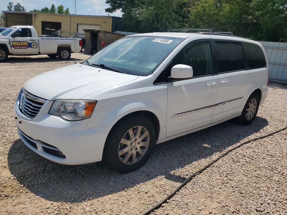 2016 Chrysler Town & country VIN 2C4RC1BG0GR294725 COPART salvage auction — MINOR DENT/SCRATCHES, Nc - Dealer Only Clean Title, sold $275 on 2026-07-31 (photo 1)