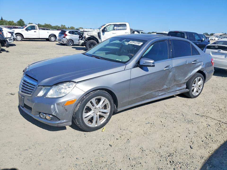 2010 Mercedes-benz E-class VIN WDDHF5GBXAA250885 COPART salvage auction — SIDE, Ca - Dis/Dlr/Exp Only Clean Title, sold $1,550 on 2026-08-04 (photo 1)
