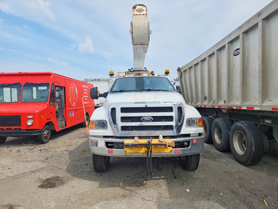2012 Ford F-750 VIN 3FRXX7FK4CV338706 COPART salvage auction — MECHANICAL, Mi - Certificate Of Title, sold $1,550 on 2026-09-15 (photo 5)