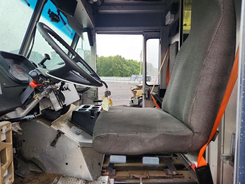 2021 Freightliner Mt45g VIN 4UZAC2GA3MCMM9727 COPART salvage auction — MINOR DENT/SCRATCHES, MA - CERTIFICATE OF TITLE, sold $15,600 on 2026-09-15 (photo 7)