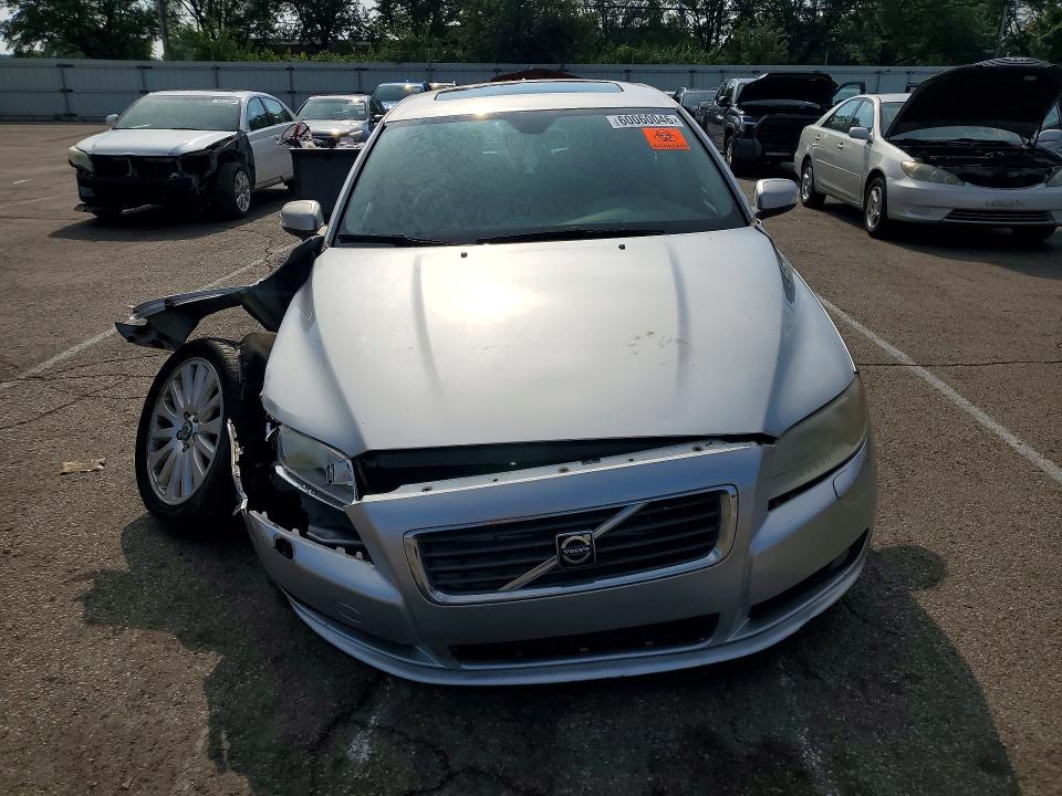2009 Volvo S80 VIN YV1AH992691104967 COPART salvage auction — FRONT END, OH - CERT OF TITLE-SALVAGE, sold $325 on 2026-08-07 (photo 5)