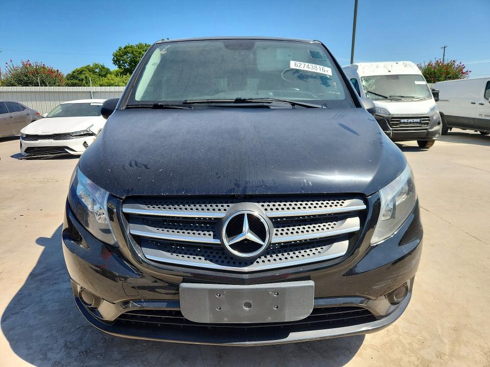2018 Mercedes-benz Metris VIN WD4PG2EE9J3407024 COPART salvage auction — MINOR DENT/SCRATCHES, Or - Certificate Of Title, sold $9,000 on 2026-08-26 (photo 5)