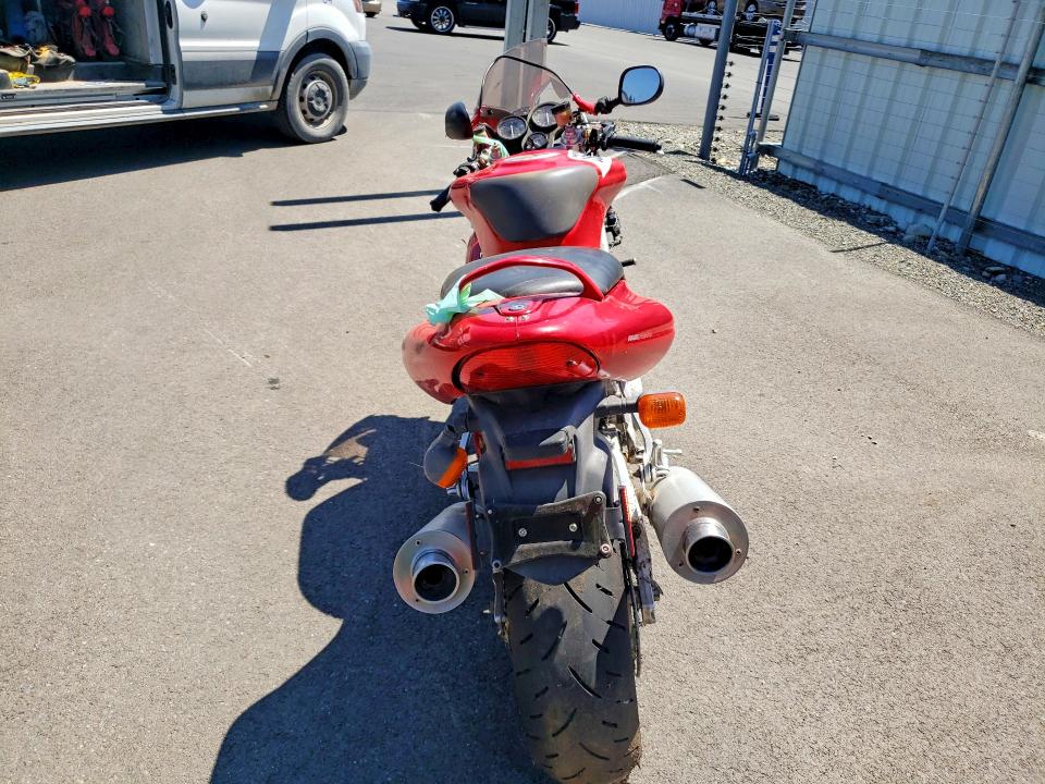 2001 Ducati M900 VIN ZDM1LC4N71B007718 COPART salvage auction — ALL OVER, NE - CERT OF TITLE-SALVAGE, sold $125 on 2026-07-23 (photo 4)