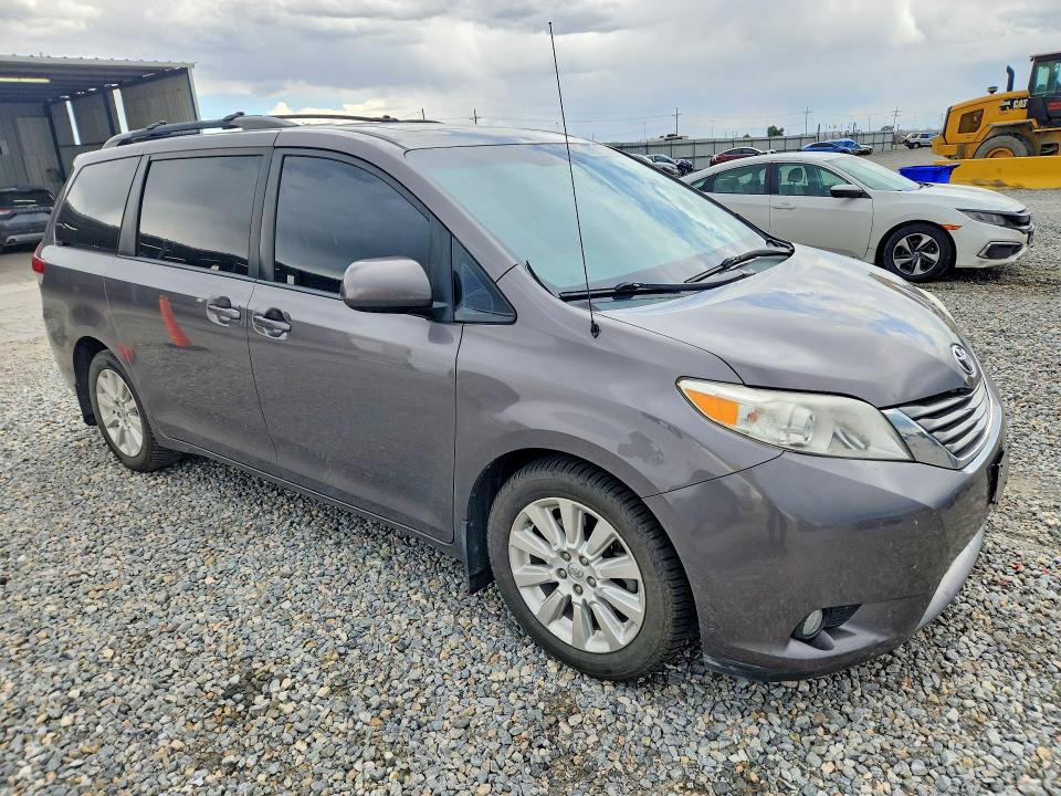 2013 Toyota Sienna VIN 5TDDK3DC7DS052262 COPART salvage auction — HAIL, Co - Certificate Of Title, sold $6,800 on 2026-07-30 (photo 4)