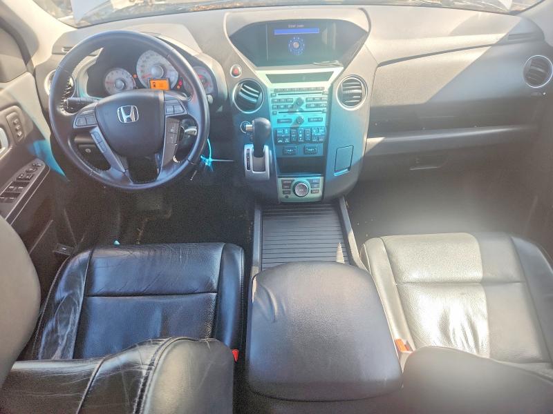 2010 Honda Pilot VIN 5FNYF4H93AB503486 COPART salvage auction — MECHANICAL, Ab - Bos - Active, sold $1,800 on 2026-07-09 (photo 8)