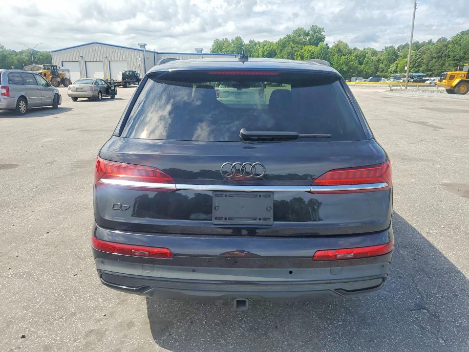 2021 Audi Q7 VIN WA1VXAF7XMD029378 COPART salvage auction — MINOR DENT/SCRATCHES, NC - DEALER ONLY CLEAN TITLE, sold $8,200 on 2026-07-16 (photo 6)