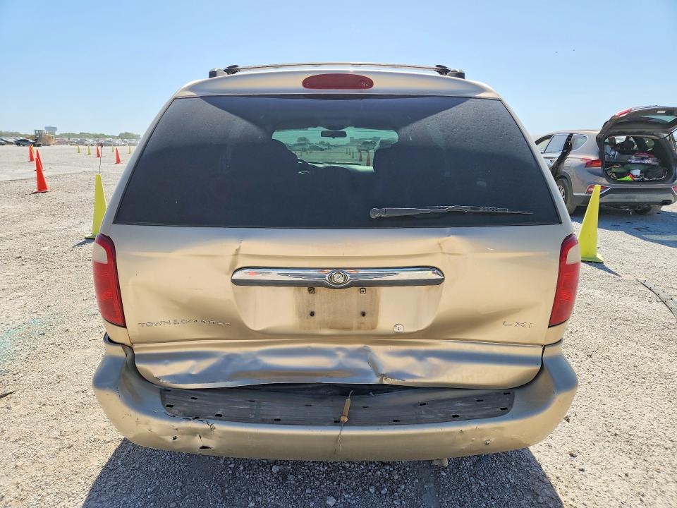 2001 Chrysler Town & country VIN 2C8GP54L11R238019 COPART salvage auction — REAR END, Tx - Salvage Vehicle Title, sold $10 on 2026-07-30 (photo 6)