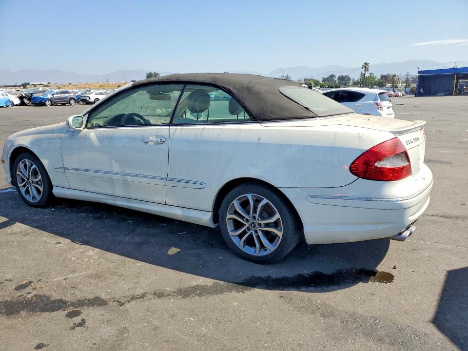 2007 Mercedes-benz Clk-klasse VIN WDBTK72F27T082807 COPART salvage auction — MINOR DENT/SCRATCHES, CA - DIS/DLR/EXP ONLY CLEAN TITLE, sold $650 on 2026-07-22 (photo 2)