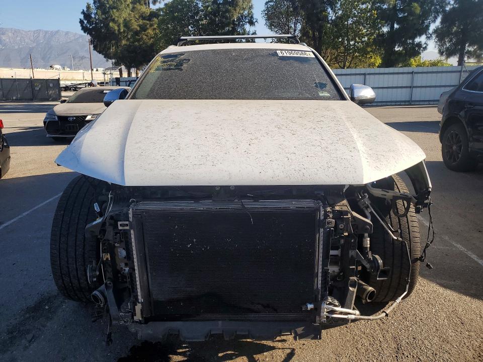 2022 Audi Sq7 VIN WA1VWBF74ND006107 COPART salvage auction — FRONT END, Ca - Salvage Certificate, sold $17,900 on 2026-09-03 (photo 5)