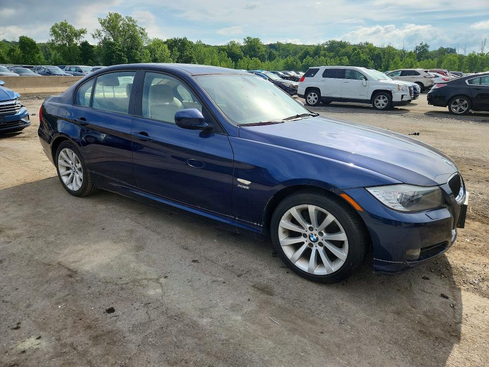 2023 BMW VIN WBAPK5G52BNN26740 COPART salvage auction — MINOR DENT/SCRATCHES, NY - CERTIFICATE OF TITLE, sold $1,150 on 2026-07-16 (photo 4)