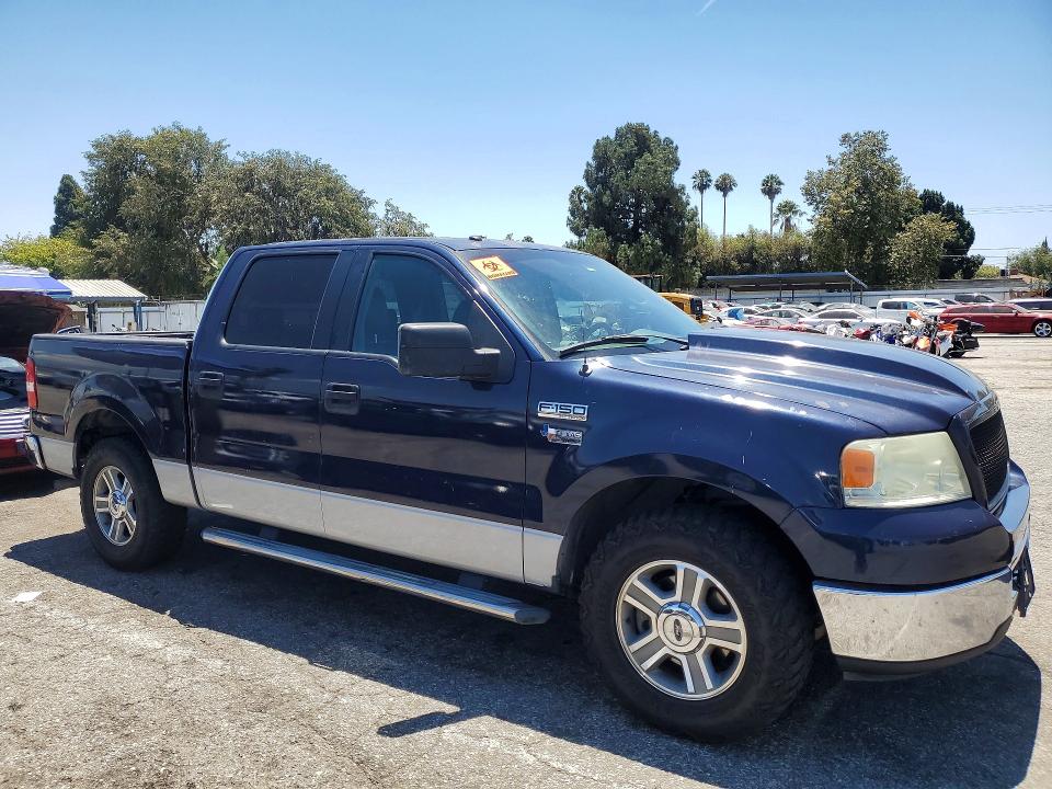 2006 Ford F-150 lightning VIN 1FTRW12WX6FA60676 COPART salvage auction — MINOR DENT/SCRATCHES, CA - DIS/DLR/EXP ONLY CLEAN TITLE, sold $1,000 on 2026-07-31 (photo 4)