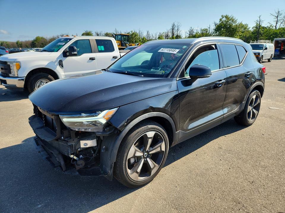 2022 Volvo Xc40 VIN YV4162UK4N2667074 — COPART salvage auction photo
