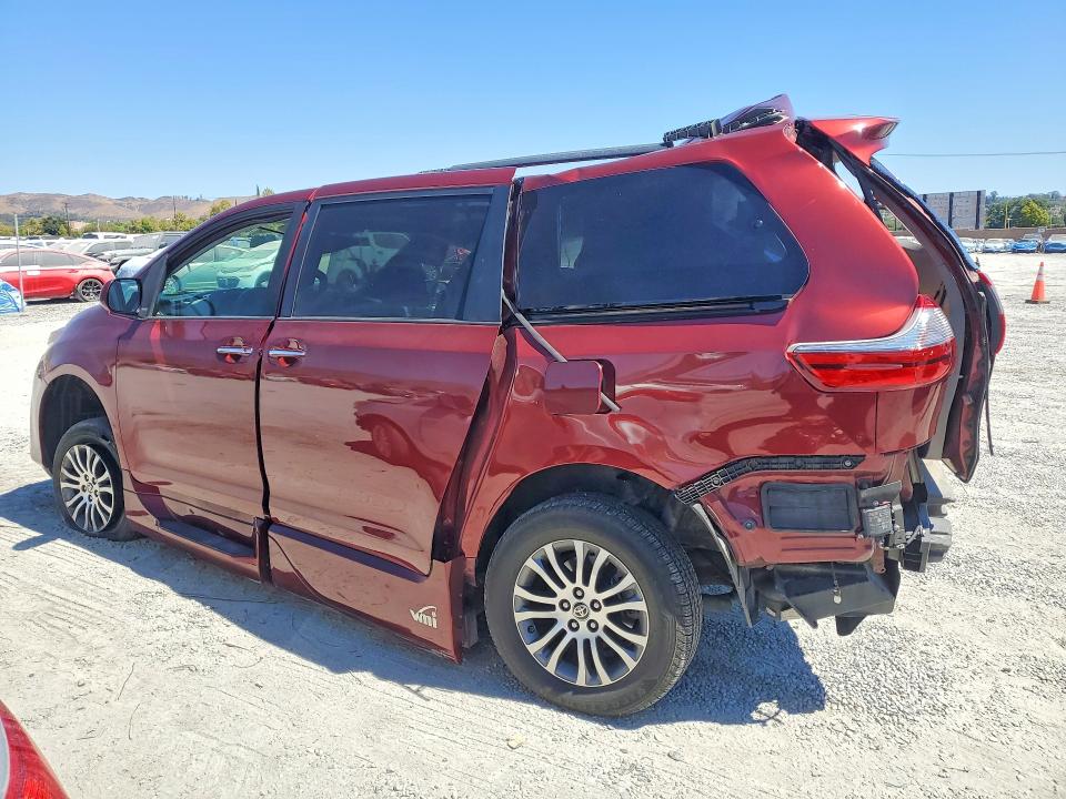 2020 Toyota Sienna VIN 5TDYZ3DC0LS065706 COPART salvage auction — REAR END, Ca - Salvage Certificate, sold $250 on 2026-07-29 (photo 2)