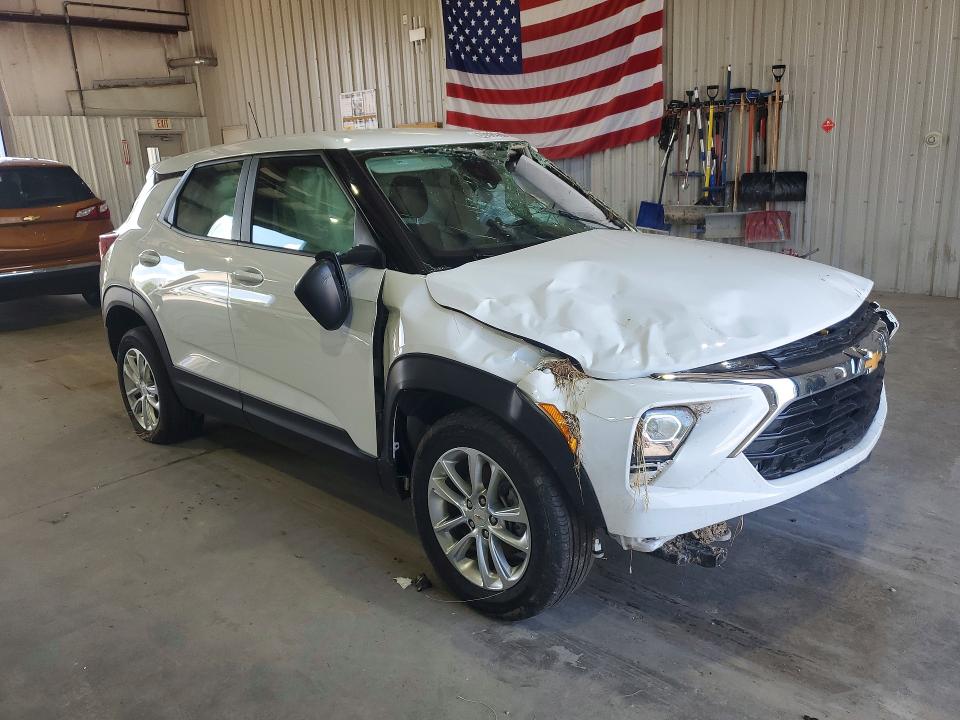 2025 Chevrolet Trailblazer VIN KL79MNSL1SB164782 COPART salvage auction — ROLLOVER, Va - Cert Of Title - Salvage, sold $250 on 2026-07-28 (photo 4)
