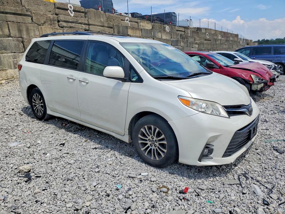 2018 Toyota Sienna VIN 5TDYZ3DC3JS910058 COPART salvage auction — REAR END, Ky - Cert Of Title-Salvage, sold $10,800 on 2026-07-17 (photo 4)