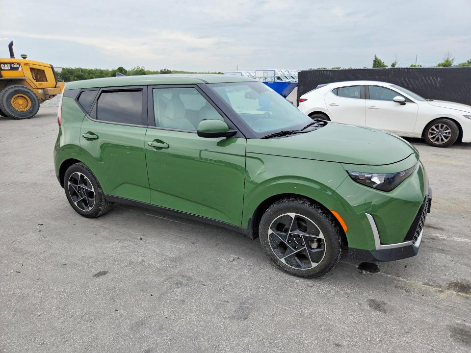 2023 Kia Soul VIN KNDJ33AU2P7211491 COPART salvage auction — SIDE, Fl - Cert Of Title Slvg Rebuildable, sold $7,800 on 2026-09-03 (photo 4)