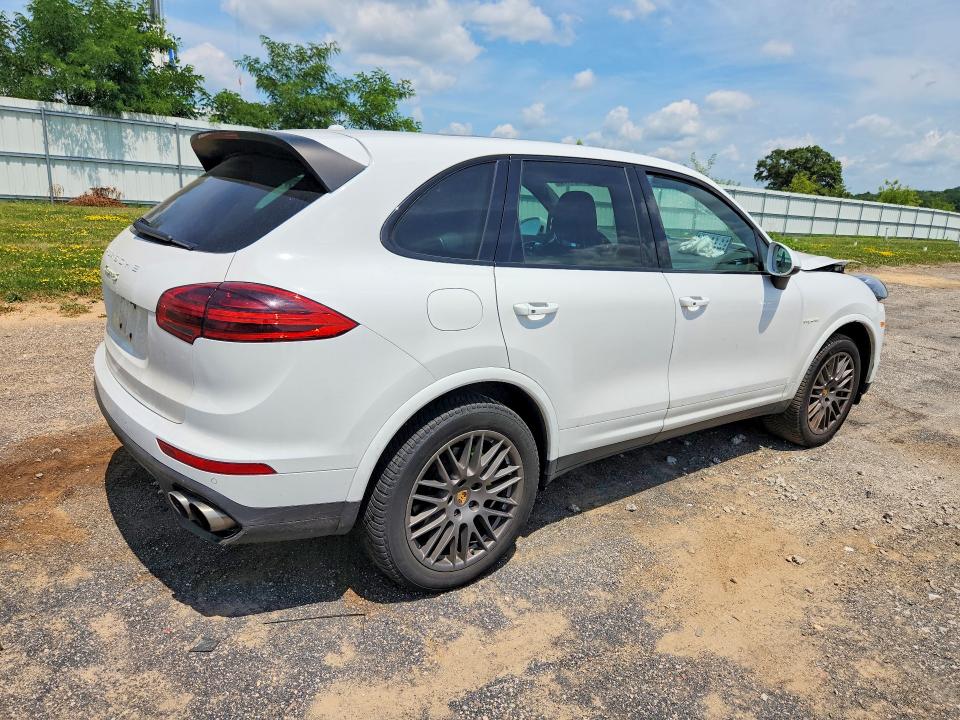 2017 Porsche Cayenne VIN WP1AE2A2XHLA76075 COPART salvage auction — FRONT END, Wi - Junked Vehicle Bill Of Sale, sold $5,000 on 2026-08-18 (photo 3)
