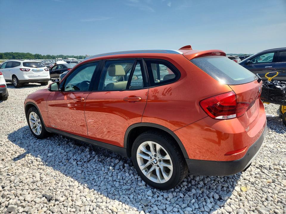 2015 BMW X1 VIN WBAVL1C58FVY24623 COPART salvage auction — NORMAL WEAR, Mi - Dealer Only Clean Title, sold $200 on 2026-07-23 (photo 2)