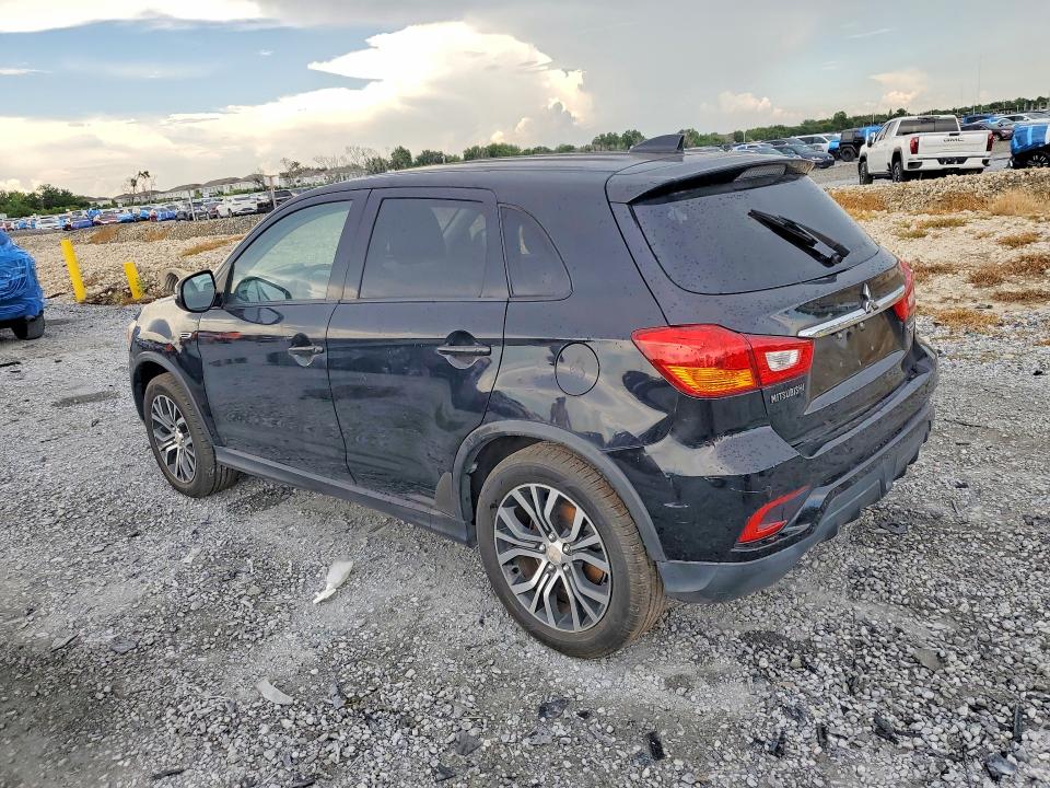 2018 Mitsubishi Outlander VIN JA4AP3AU8JZ029806 COPART salvage auction — MINOR DENT/SCRATCHES, Fl - Certificate Of Title (P), sold $2,950 on 2026-07-14 (photo 2)
