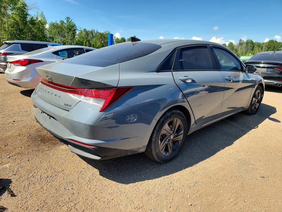 2022 Hyundai Elantra VIN KMHLM4AJ7NU019978 COPART salvage auction — MINOR DENT/SCRATCHES, On - Permit Irrepairable, sold $525 on 2026-07-28 (photo 3)