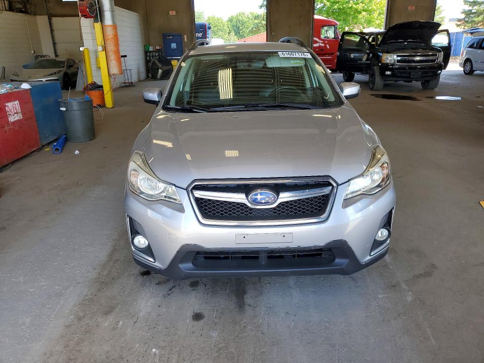 2017 Subaru Xv VIN JF2GPAKC6HH249635 COPART salvage auction — MINOR DENT/SCRATCHES, Or - Certificate Of Title, sold $2,300 on 2026-07-21 (photo 5)