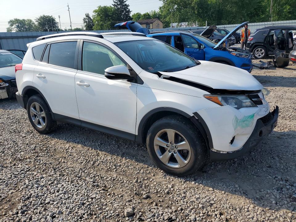 2015 Toyota Rav 4 VIN JTMRFREVXFD119447 COPART salvage auction — FRONT END, OH - CERT OF TITLE-SALVAGE, sold $375 on 2026-07-28 (photo 4)